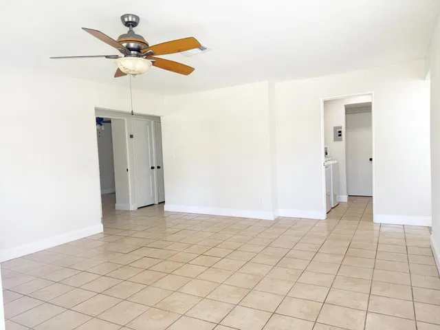  Residence photo 9