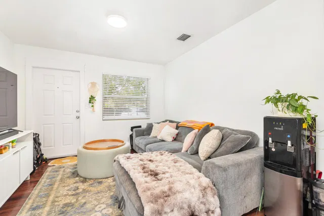 Grandview Heights Residence photo 7