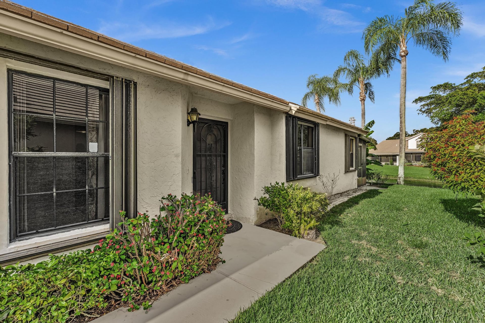  Residence photo 4