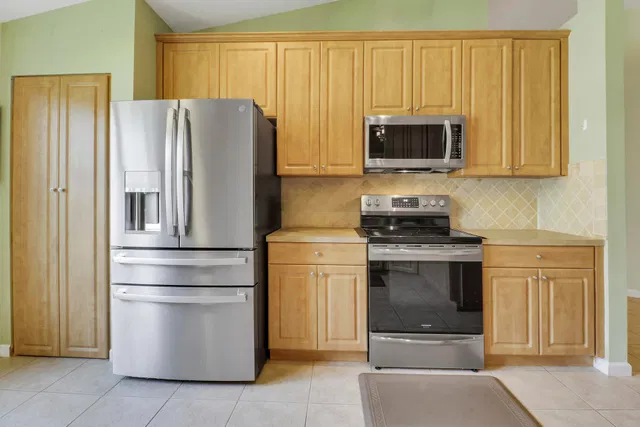  Residence photo 33