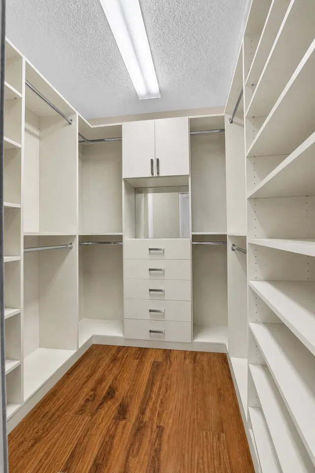  Residence photo 19
