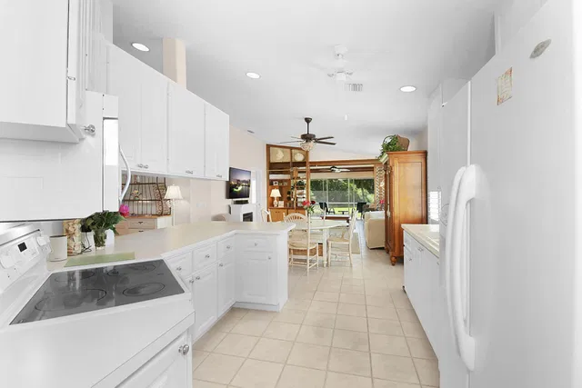  Residence photo 7