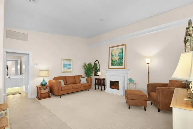  Residence photo 11