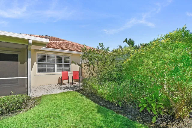  Residence photo 26