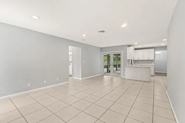  Residence photo 19