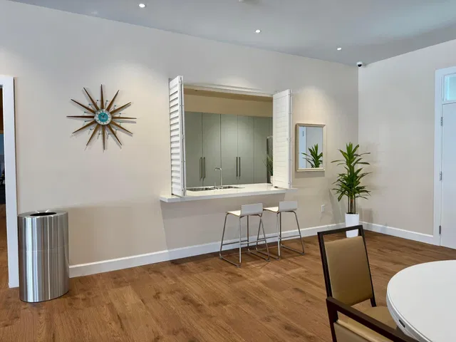 Unit 102 photo 24
