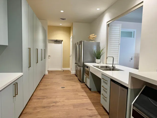 Unit 102 photo 26