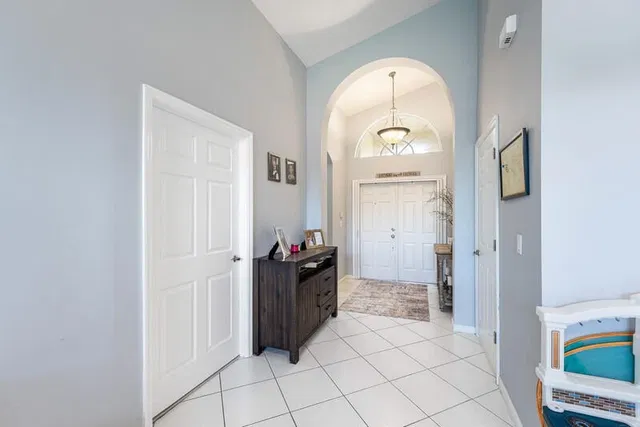  Residence photo 4