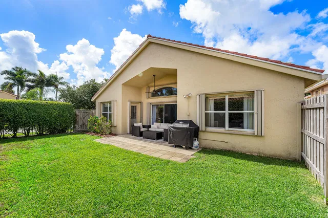  Residence photo 24