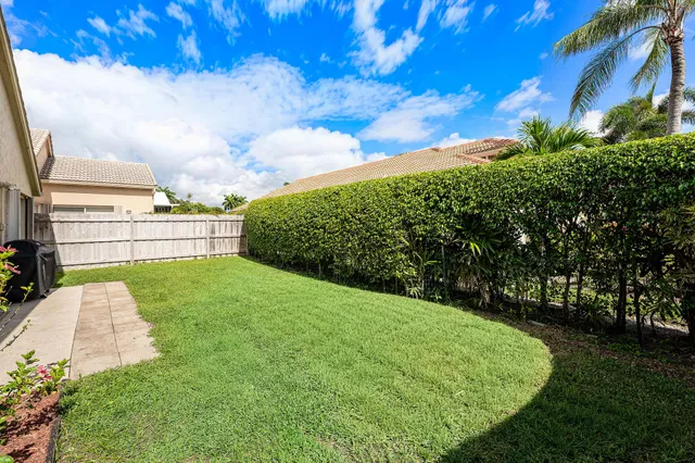  Residence photo 26