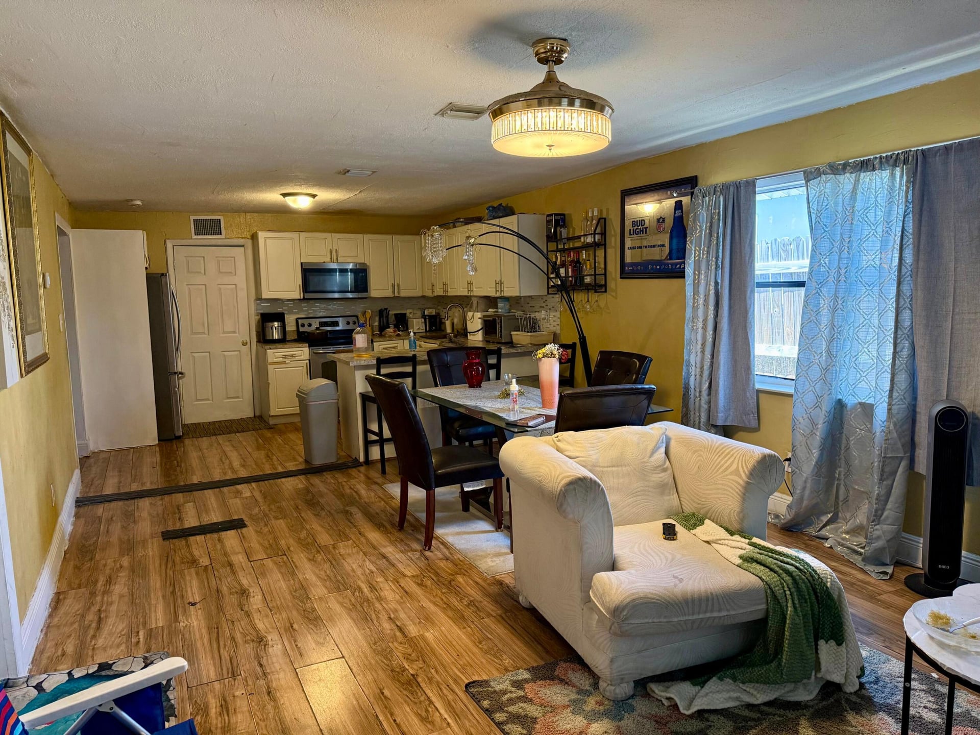 Residence photo 3