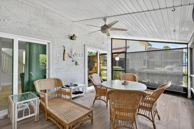 Unit 129 photo 18