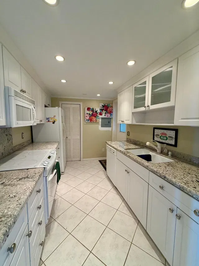 Singer Island Residence photo 6