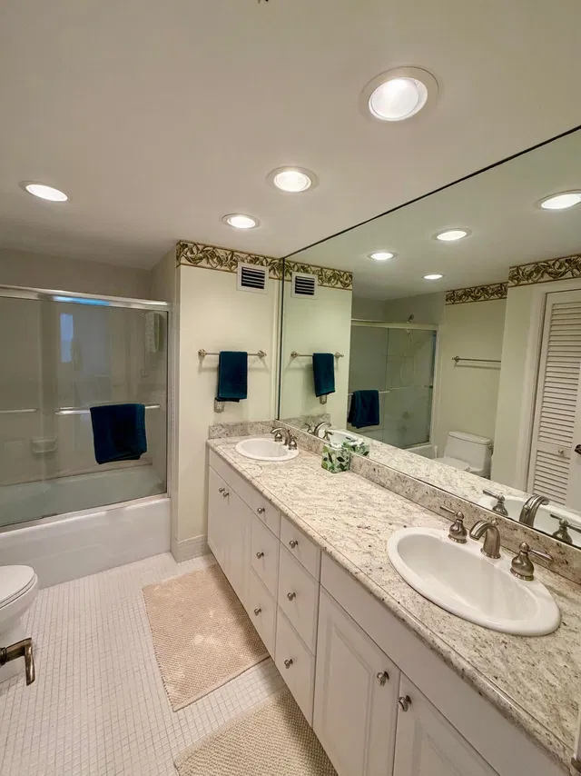 Singer Island Residence photo 10