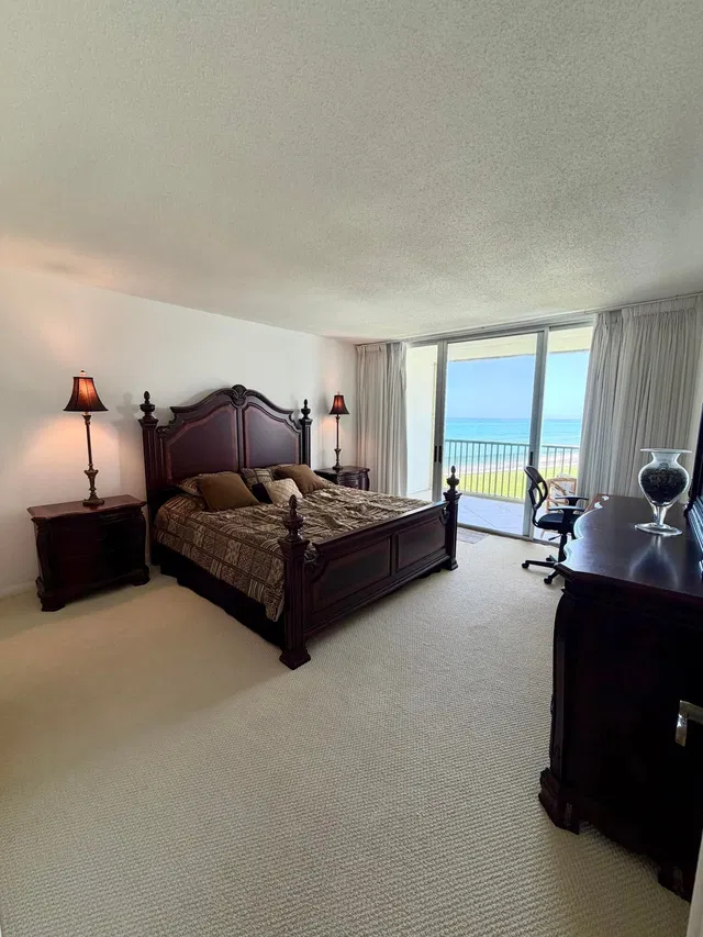Singer Island Residence photo 11