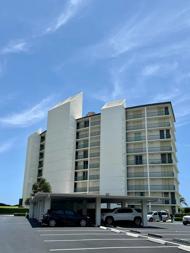 Singer Island Residence photo 18