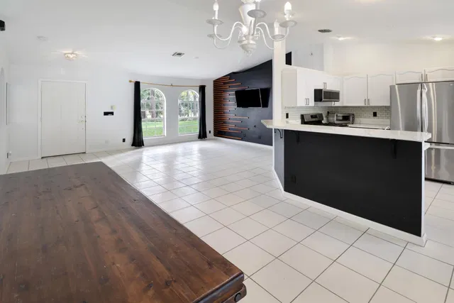  Residence photo 13