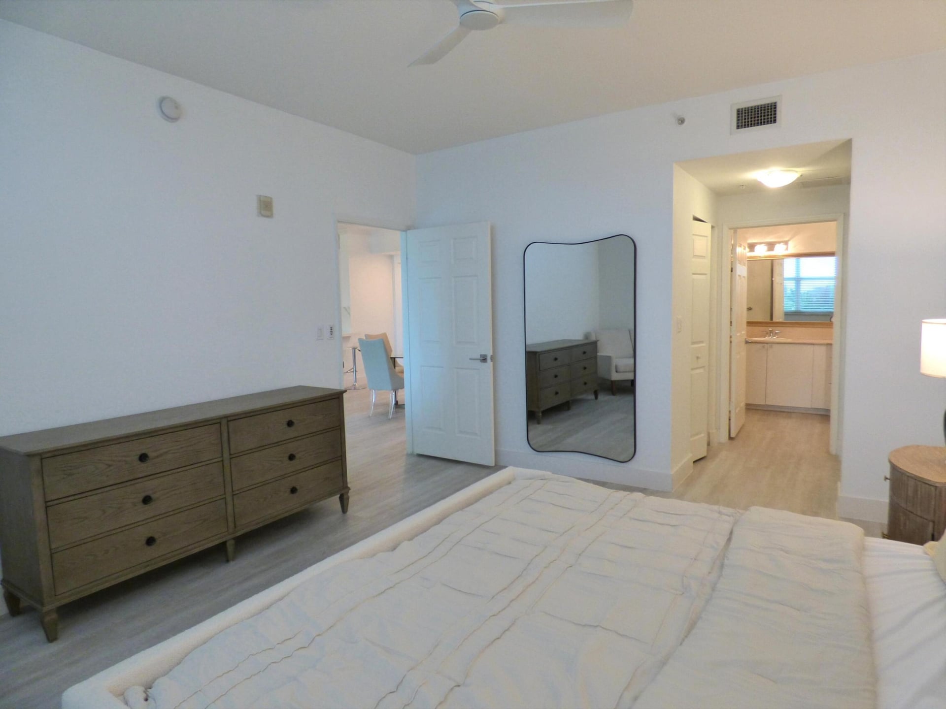  Unit 303 photo 10