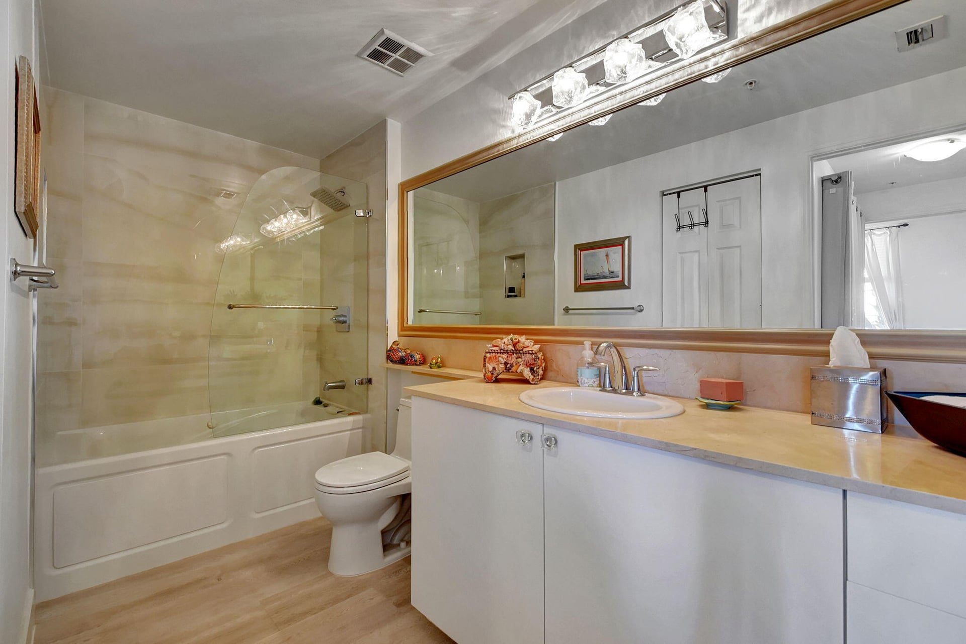  Unit 303 photo 15