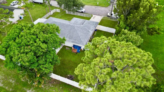  Residence photo 7