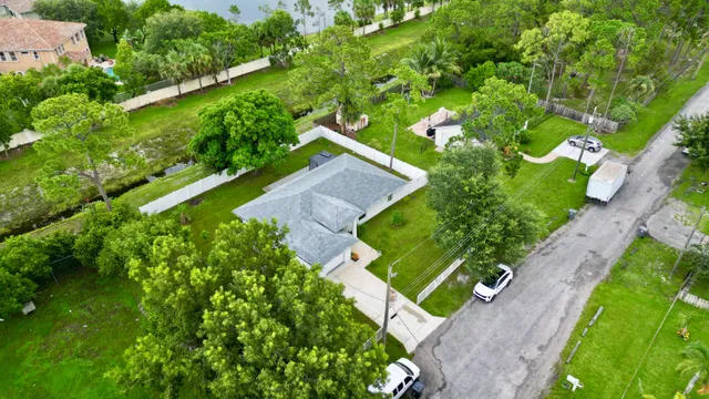 Residence photo 11