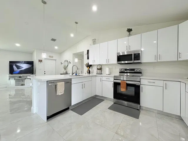  Residence photo 29