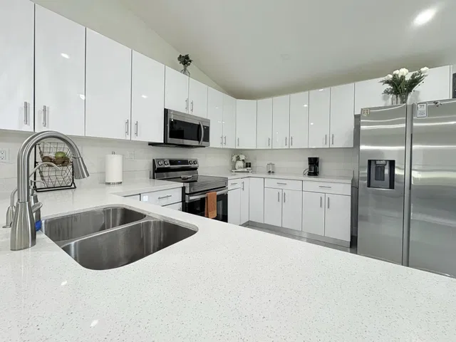  Residence photo 32