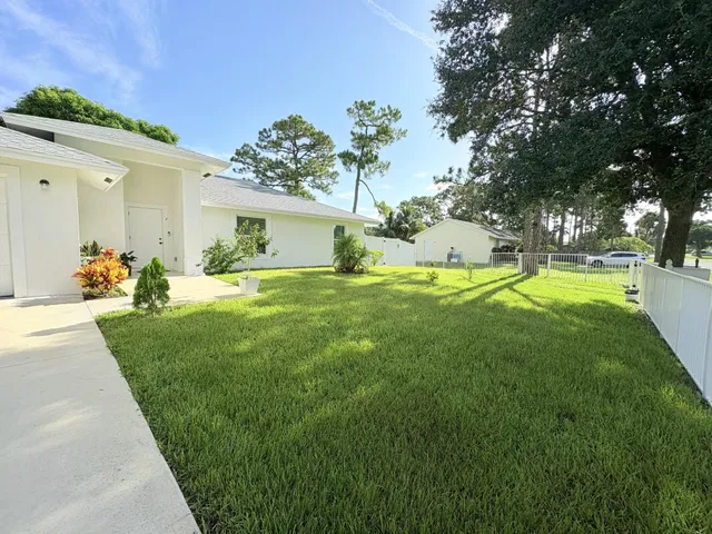  Residence photo 48
