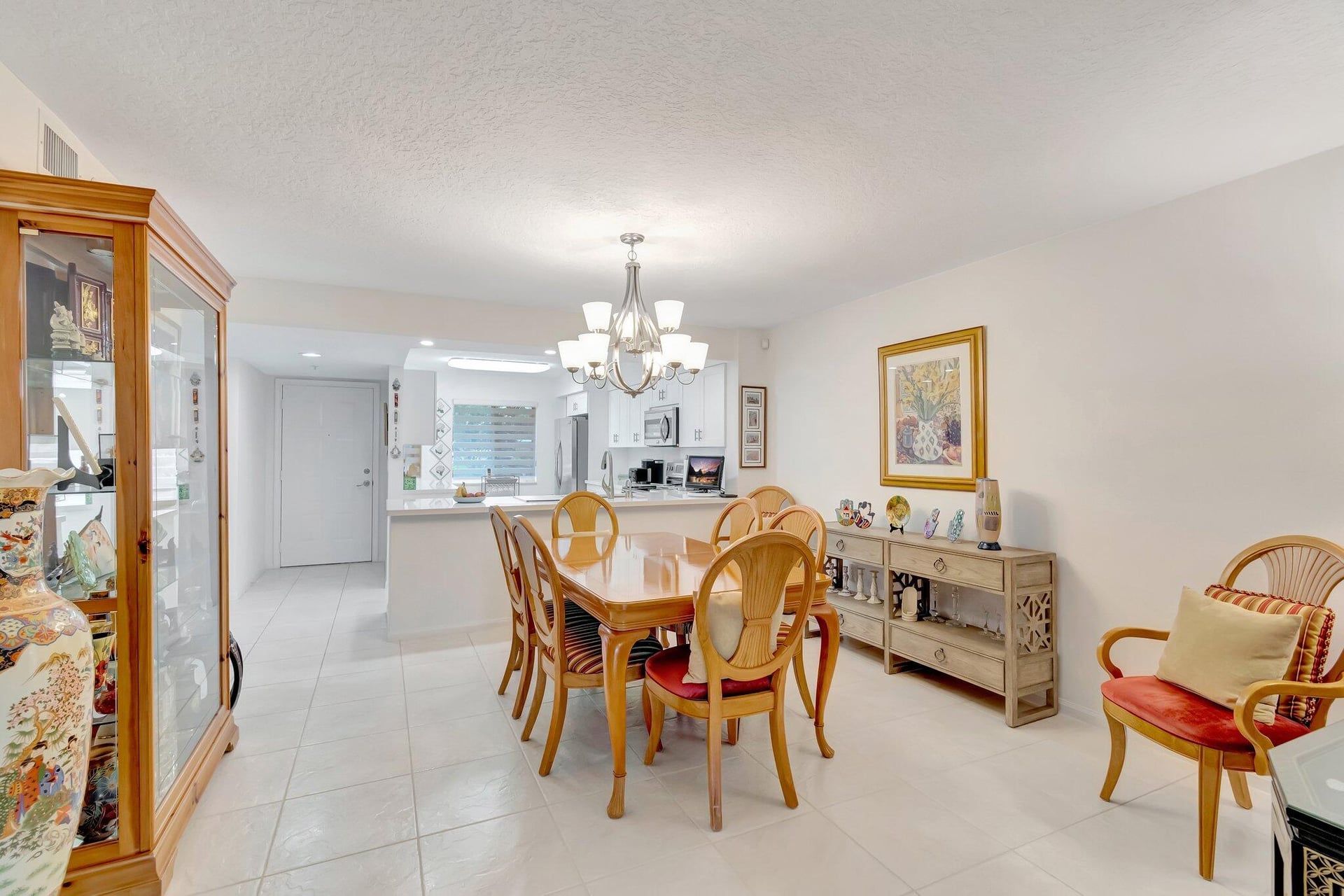Unit 103 photo 18