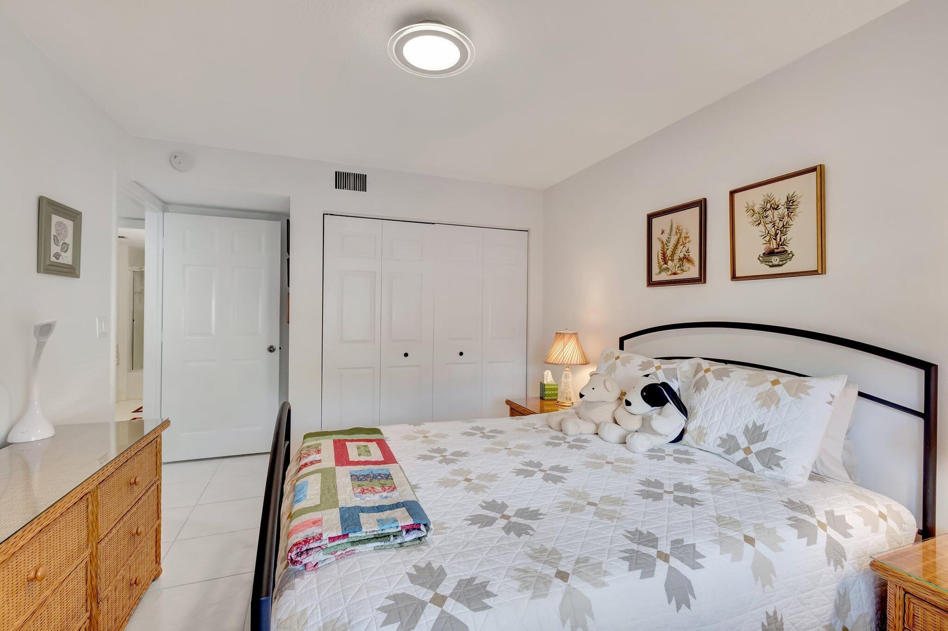 Unit 103 photo 37