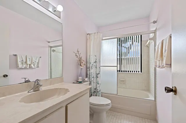 Residence photo 10