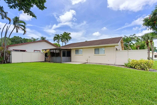Residence photo 14