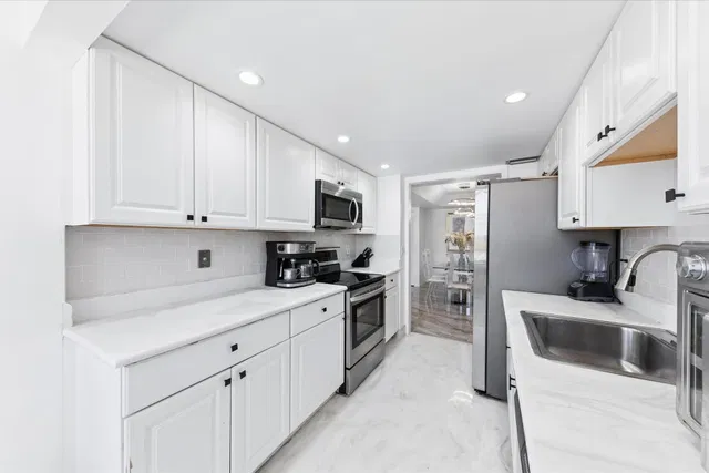 South Palm Beach Unit 403 photo 8