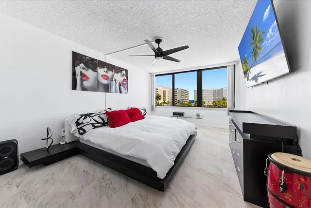 South Palm Beach Unit 403 photo 10