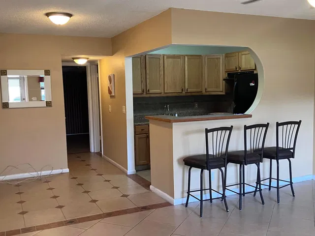 Residence photo 5