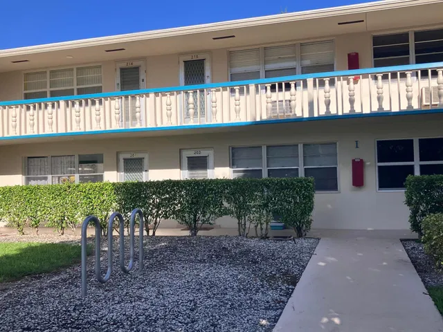 Residence photo 19