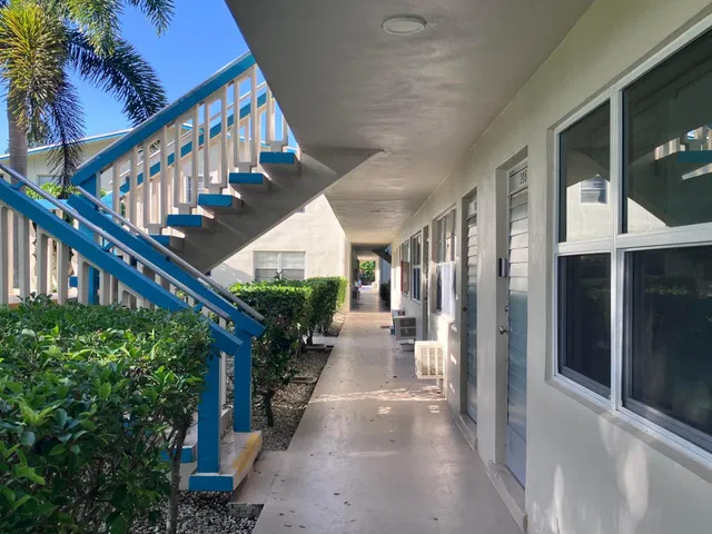 Residence photo 20