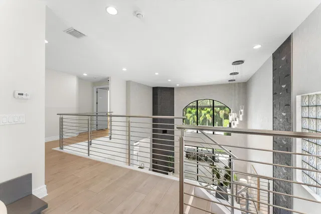 Residence photo 48