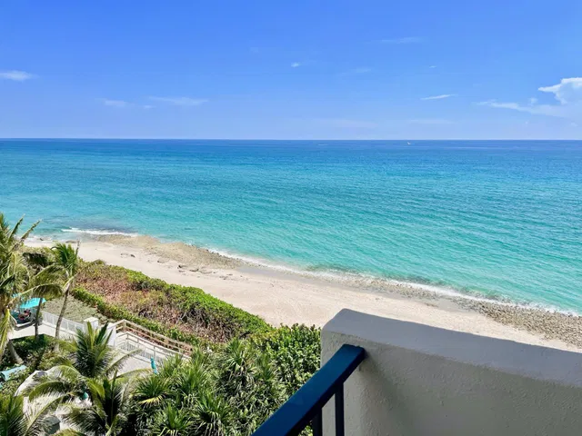 Singer Island Unit 1-806 photo 4
