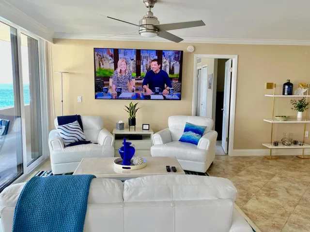 Singer Island Unit 1-806 photo 9