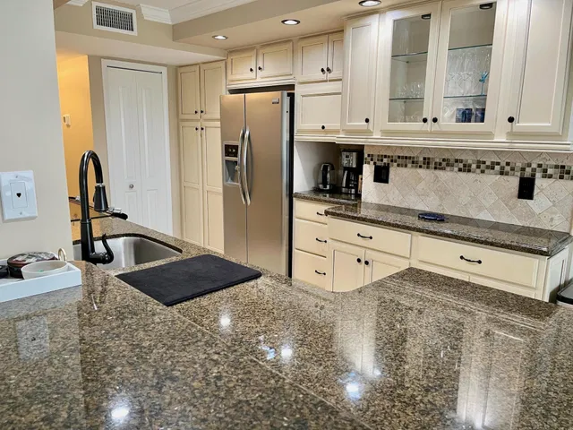 Singer Island Unit 1-806 photo 18