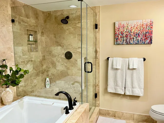 Singer Island Unit 1-806 photo 23