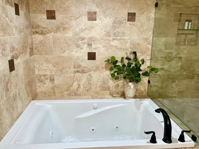 Singer Island Unit 1-806 photo 24