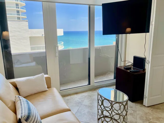 Singer Island Unit 1-806 photo 29