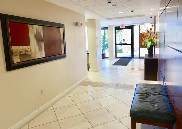 Singer Island Unit 1-806 photo 34