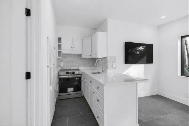  Residence photo 7