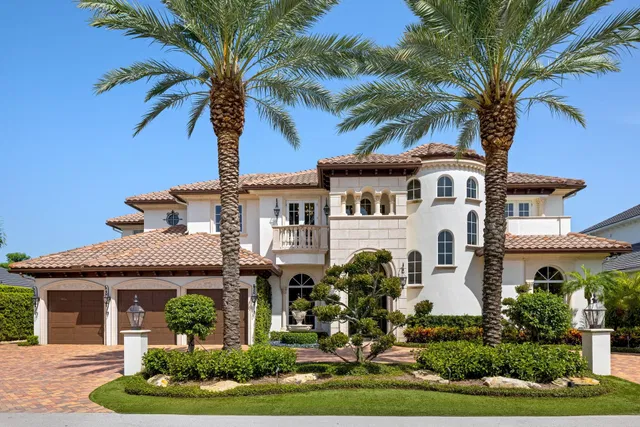 Royal Palm Yacht and Country Club Residence photo 2