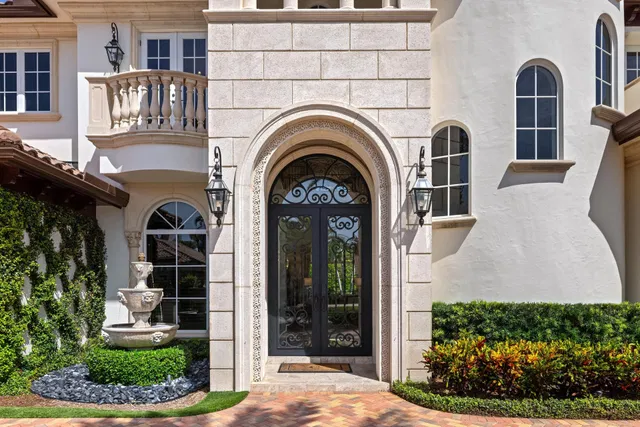 Royal Palm Yacht and Country Club Residence photo 5