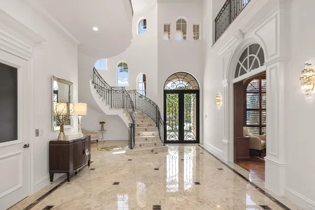 Royal Palm Yacht and Country Club Residence photo 8