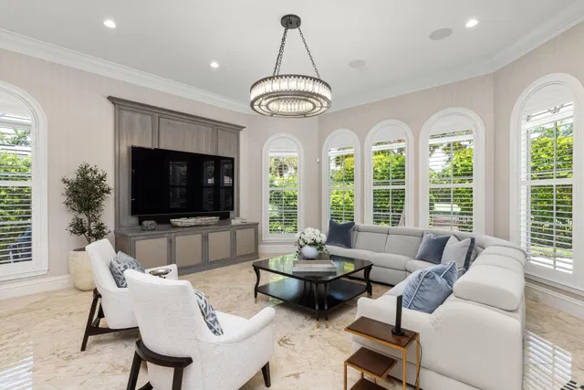 Royal Palm Yacht and Country Club Residence photo 18